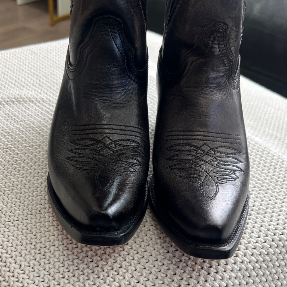 Corral Dark Brown Heeled Boots with Embroidered Design - Picture 4 of 12